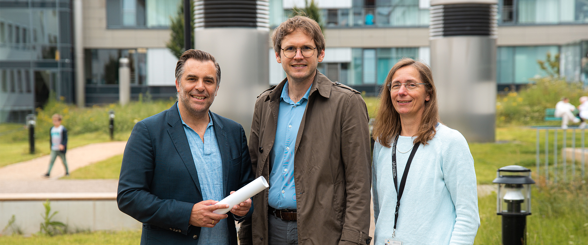 Dr. Sebastian Nies, Thomas Schneider und Dr. Silja Tuschy leiten die Pflegeforschungsprojekte mit den Schwerpunkten Robotik und virtuelles Lernen gemeinsam mit den medizinischen Partnern des UKB.