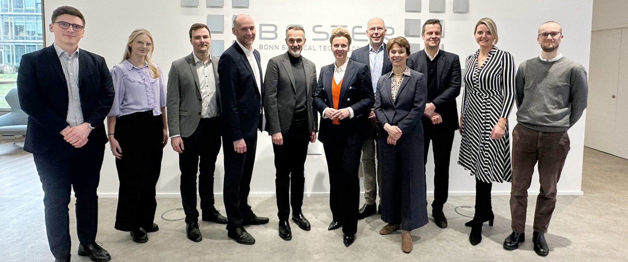 Ministerin Ina Brandes besucht das BOSTER (Bonn Surgical Technology Center) des UKB